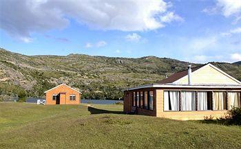 Hosteria Lago Tyndall Torres del Paine National Park Exterior photo